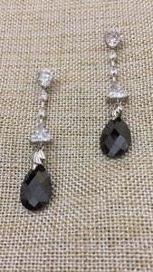 Black Stone and Cristal Long Earrings Rhinestone